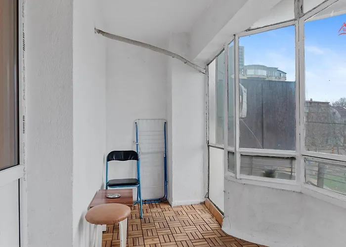 My Place Unirii Center